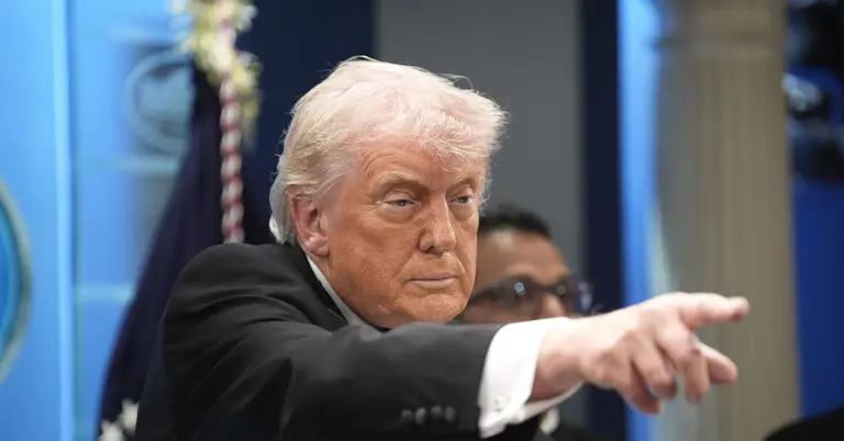 ডোনাল্ড ট্রাম্প